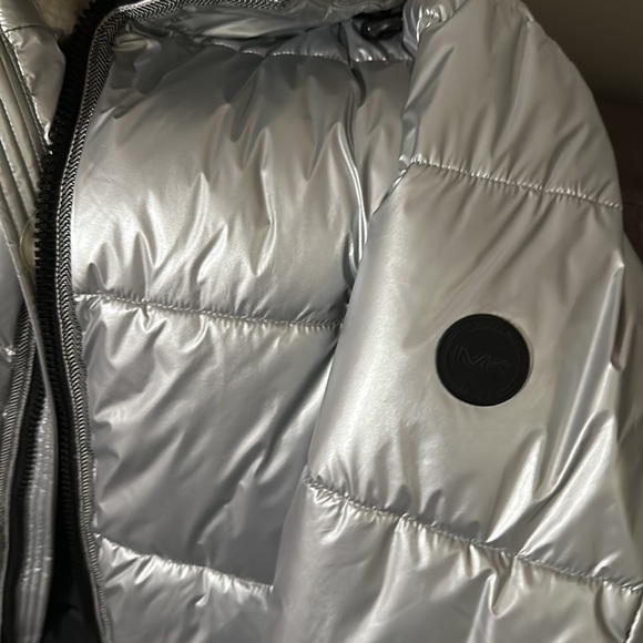 Michael Kors Men Puffer Size M - Picture 3 of 3